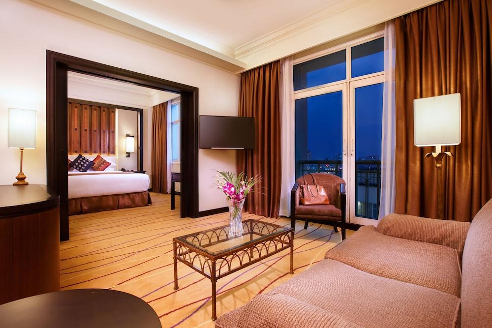 Parkroyal 5*
