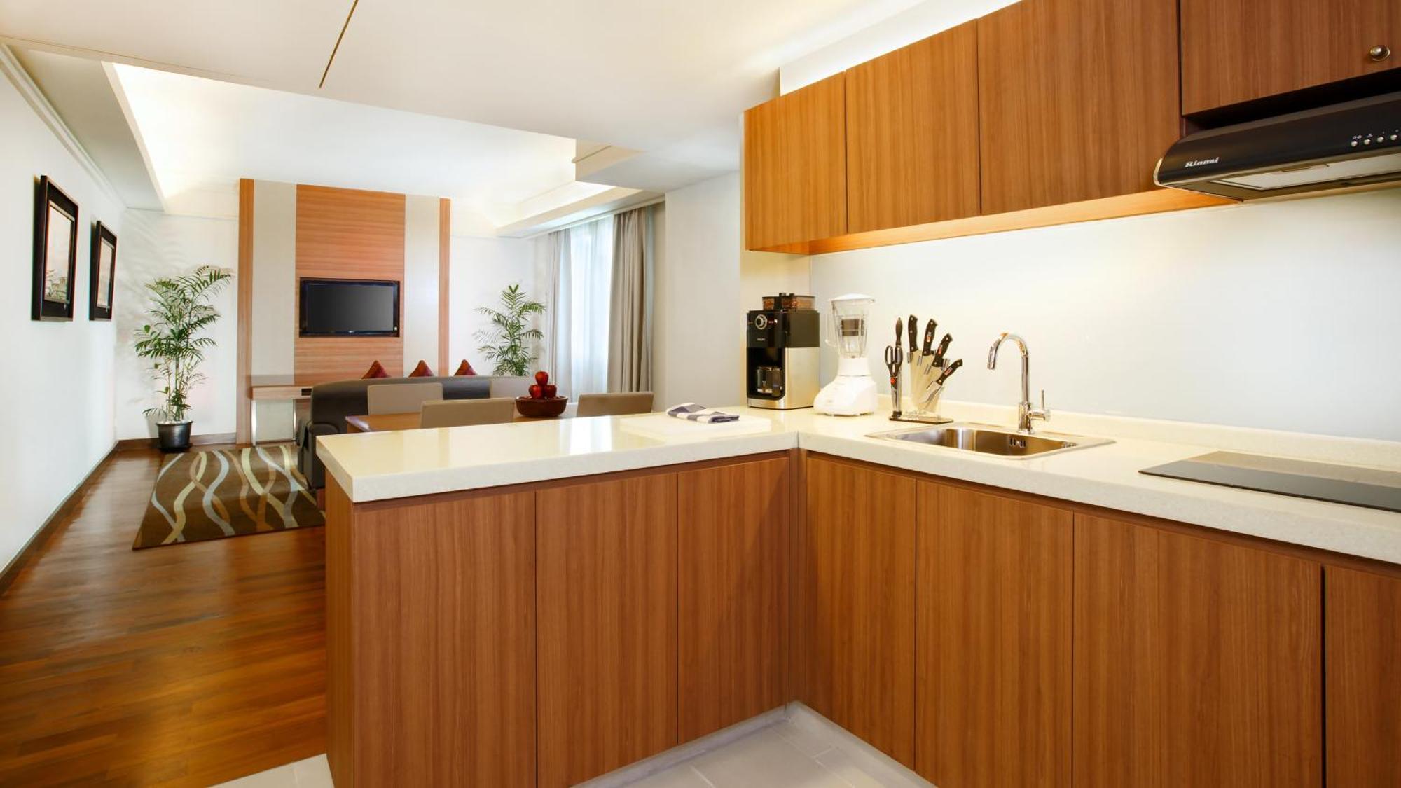 Parkroyal Hotel 5*