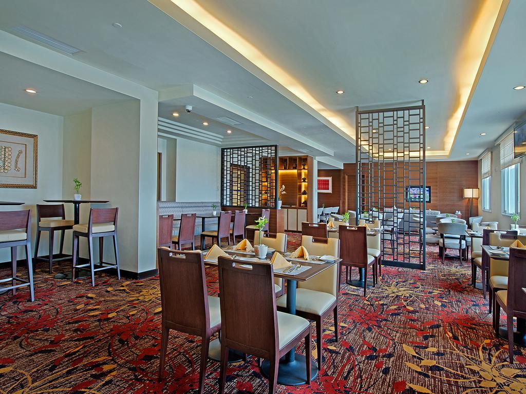 พาร์ครอยัล โรงแรม 5*